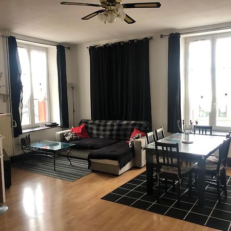 Appartement Spacieux Flize エクステリア 写真
